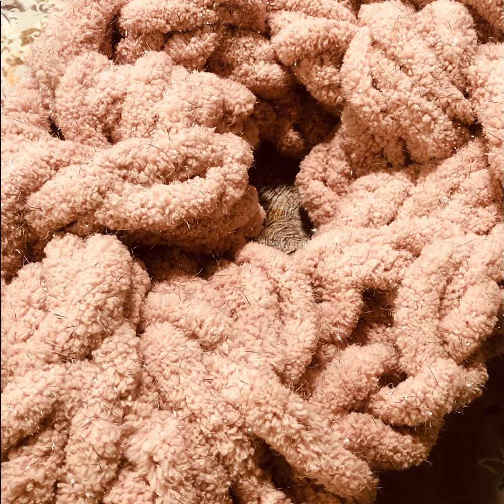 Scarf - Picture 10 of 11